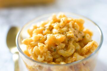Easy Baked Vegan Mac and Cheese