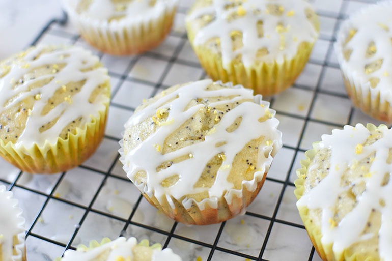 Easy Vegan Lemon Poppy Seed Muffins