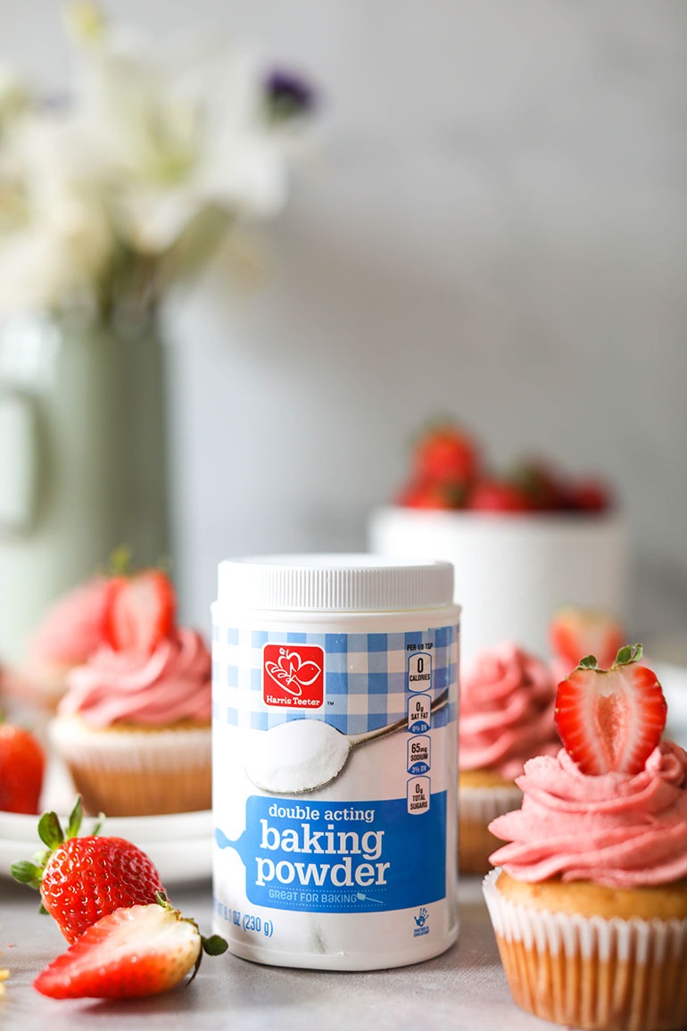 Vegan Strawberry Cupcakes with baking powder
