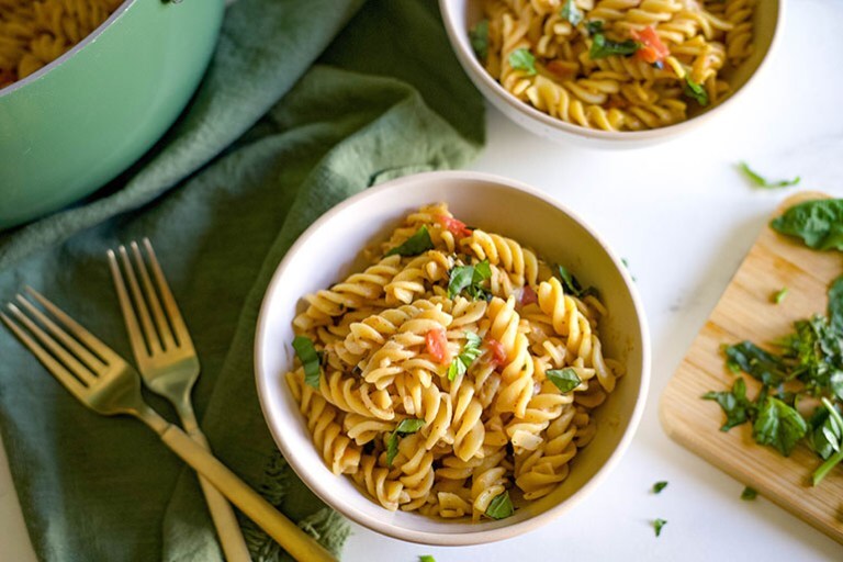 One pot tomato basil pasta in white bowl