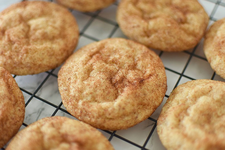 Vegan Snickerdoodle Cookies