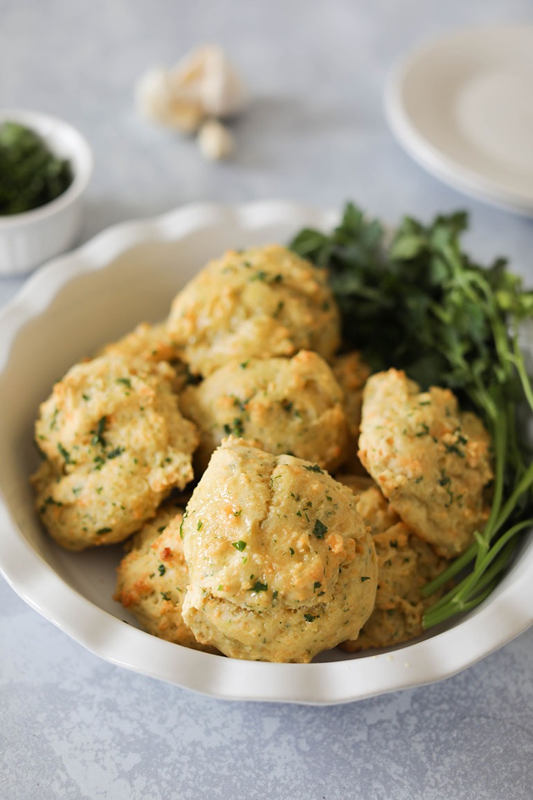 Easy Vegan Cheddar Bay Biscuits