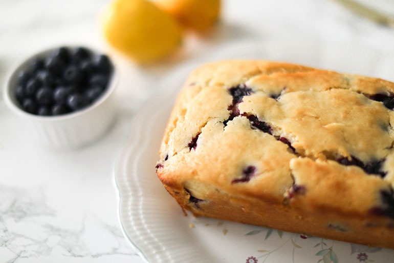 Easy Vegan Blueberry Lemon Cake