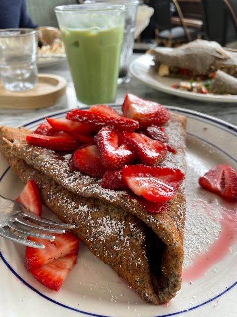 vegan by omitting the cream cake