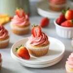 Vegan Strawberry Cupcakes