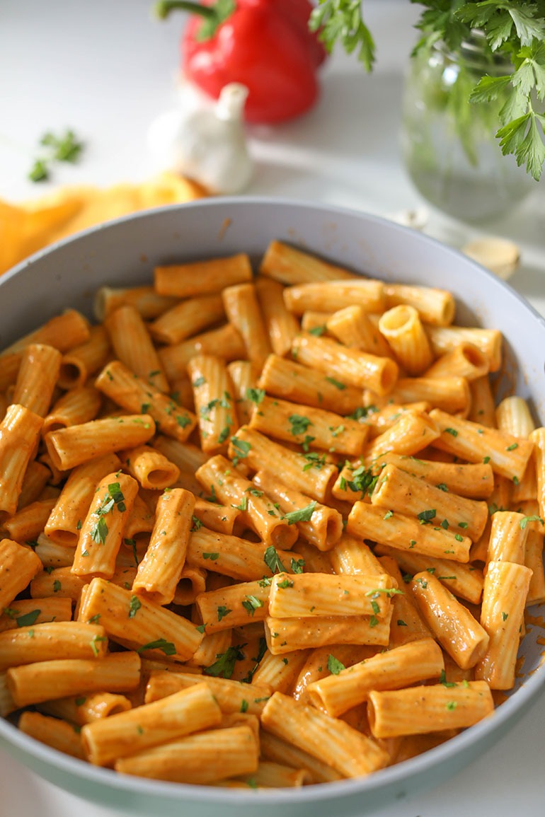 Roasted Red Bell Pepper Pasta in pan