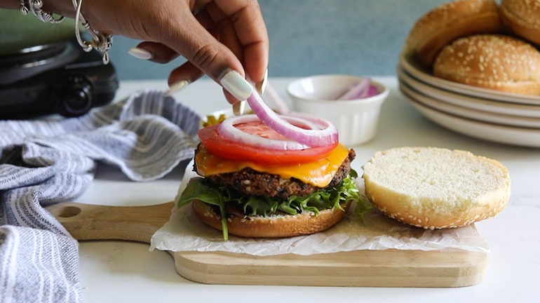 Vegan Black Bean Burgers